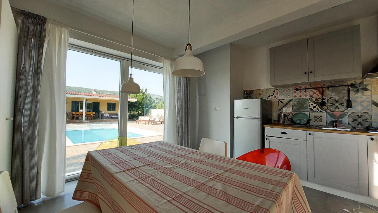 Villa Legacy Krusvar Екстер'єр фото