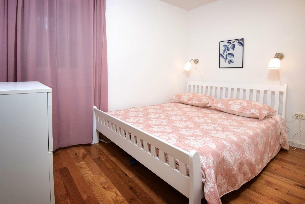 Villa Legacy Krusvar Екстер'єр фото